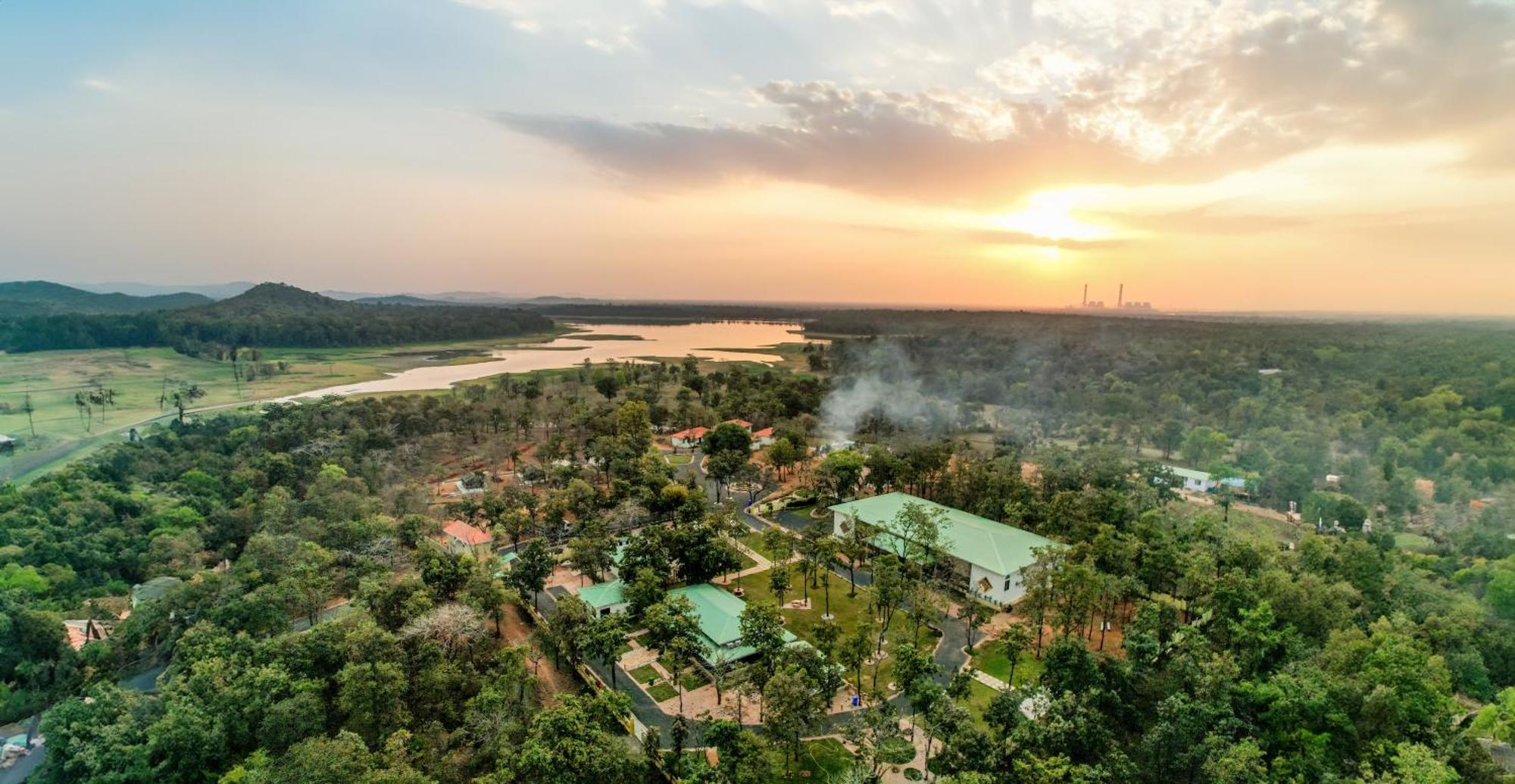 Palash The Jungle Resort Gondia Exterior foto
