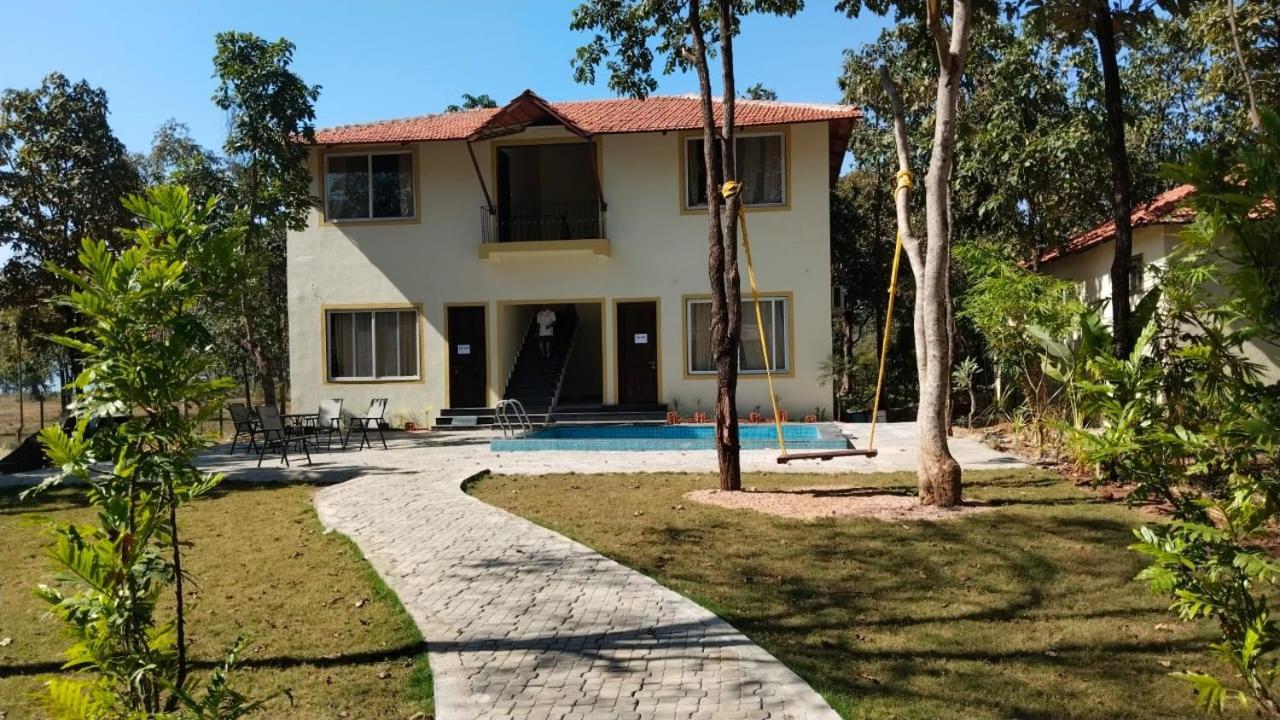 Palash The Jungle Resort Gondia Exterior foto