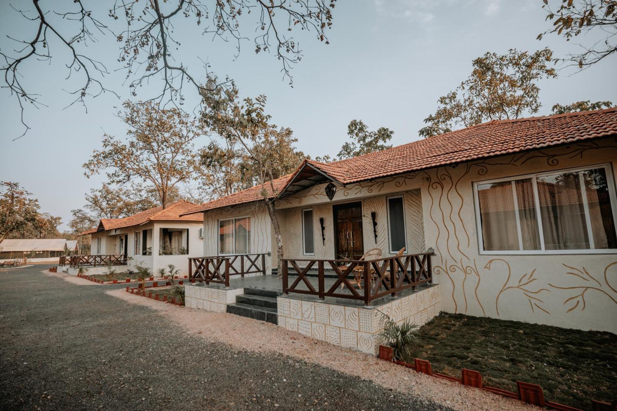 Palash The Jungle Resort Gondia Exterior foto