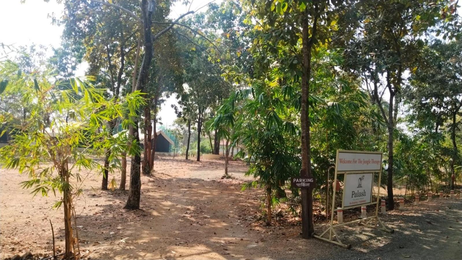 Palash The Jungle Resort Gondia Exterior foto